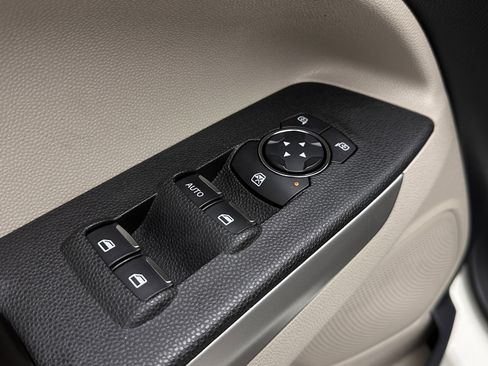 Used 2020 Ford EcoSport S image 12