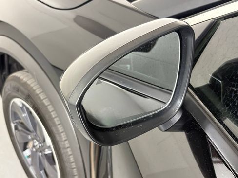 Used 2024 Nissan Rogue SV FWD image 13