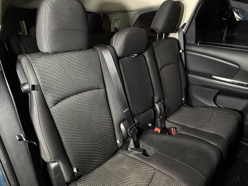 Used 2015 Dodge Journey SXT w/ Flexible Seating Group FWD image 18