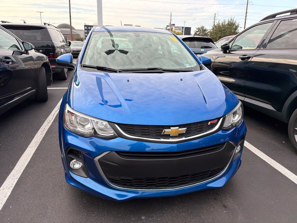 Used 2017 Chevrolet Sonic LT w/ Convenience Package FWD image 5