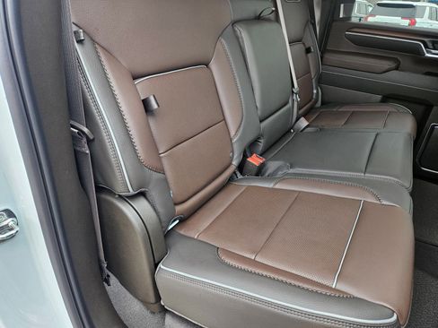 New 2026 GMC Sierra 3500 Denali w/ Denali Reserve Package image 27