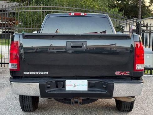 Used 2009 GMC Sierra 1500 W/T w/ SL Package RWD image 8