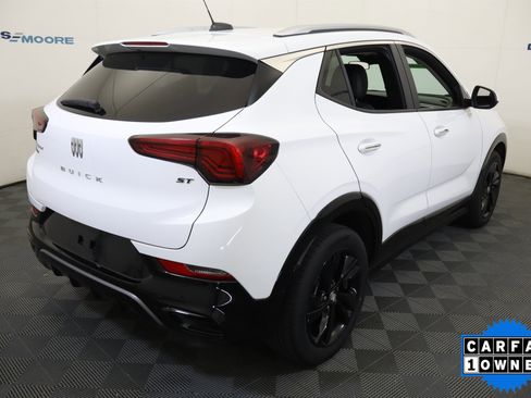 Used 2024 Buick Encore GX Sport Touring FWD image 6