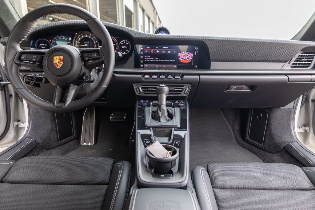 Used 2024 Porsche 911 GT3 RWD image 16