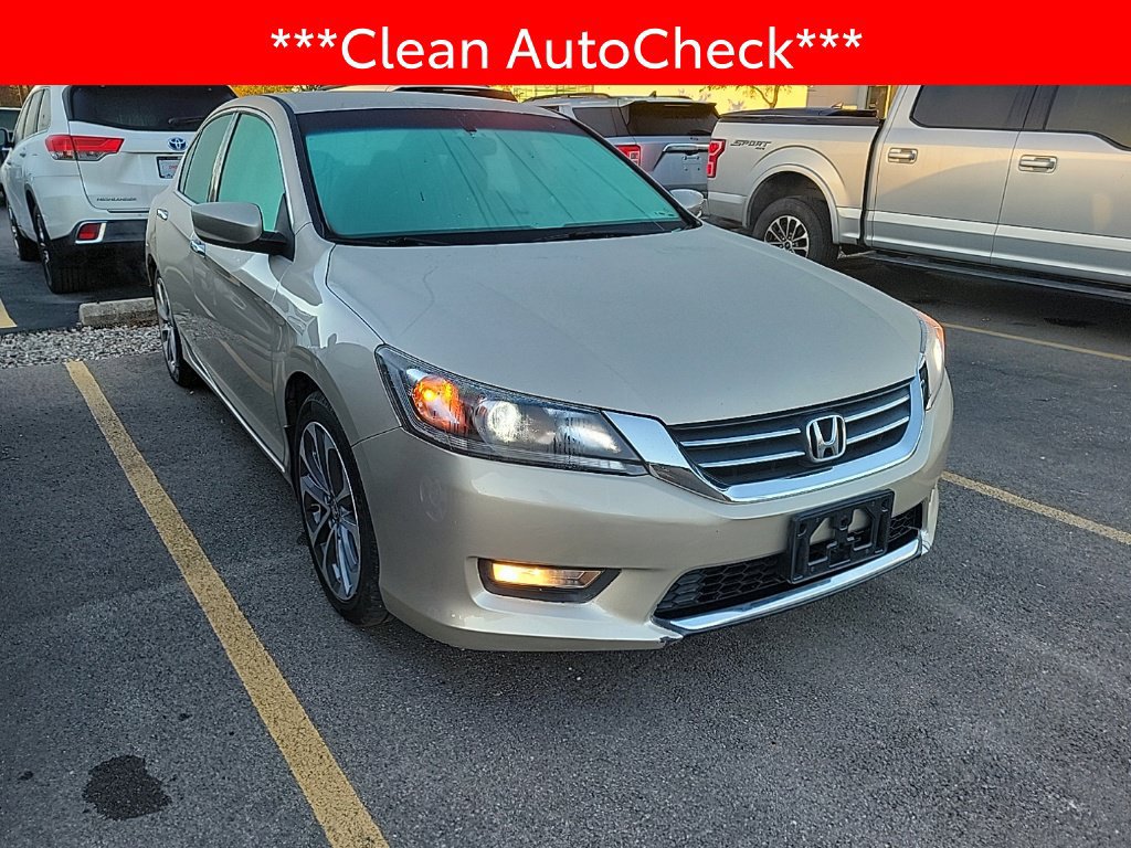 Used 2013 Honda Accord Sport image 3