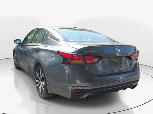 Used 2020 Nissan Altima 2.5 SR FWD image 8