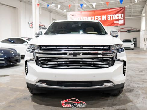 Used 2021 Chevrolet Suburban Premier RWD image 2