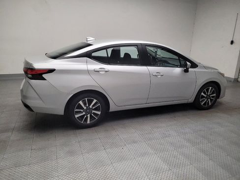 Used 2025 Nissan Versa SV FWD image 10