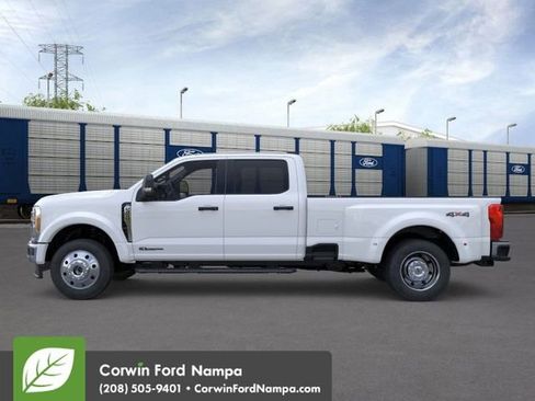 New 2026 Ford F450 XLT image 4