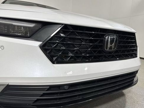 Certified 2023 Honda Accord Touring image 26