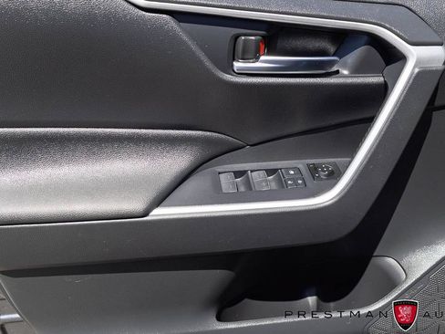 Used 2022 Toyota RAV4 SE w/ Weather & Moonroof Package AWD/4WD image 22