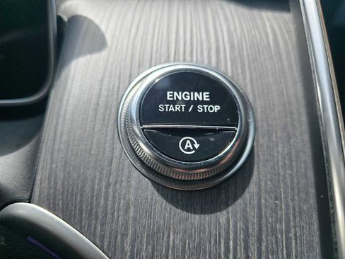 Certified 2026 Mercedes-Benz GLC 300 4MATIC image 32
