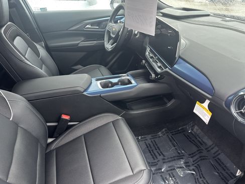 New 2026 Chevrolet Equinox EV LT image 10