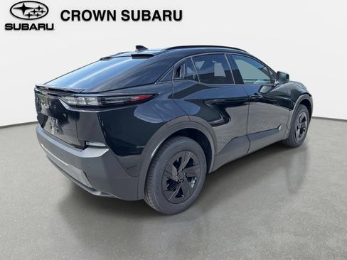 New 2026 Subaru Uncharted AWD image 4