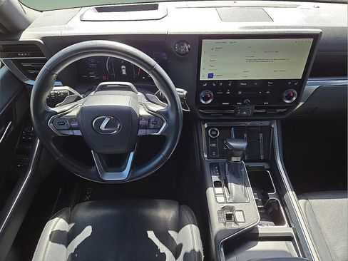 Used 2024 Lexus GX 550 w/ Accessory Package (Z1) AWD/4WD image 19