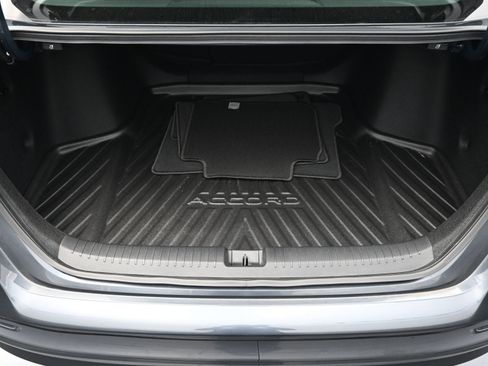 Used 2023 Honda Accord EX image 22