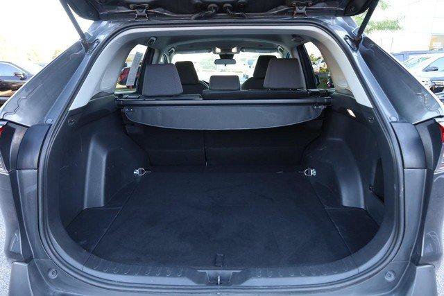 Used 2025 Toyota RAV4 XLE AWD/4WD image 7