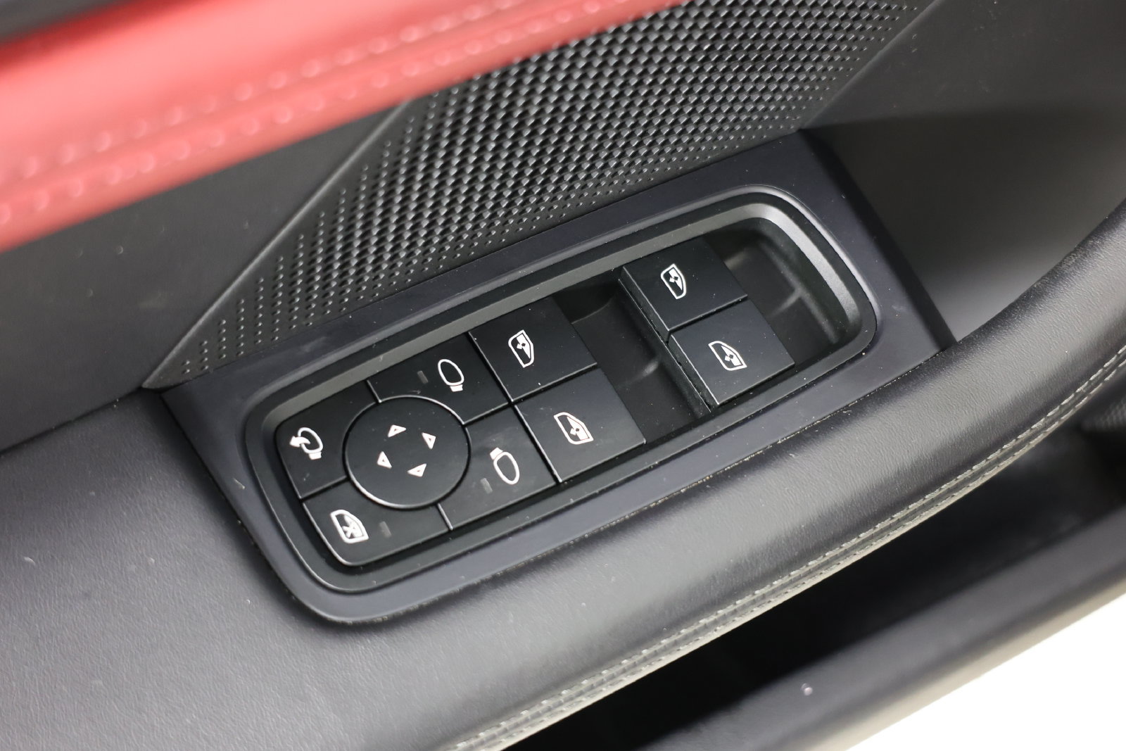 Used 2024 Porsche Taycan GTS w/ Premium Package (P6U) AWD/4WD image 23