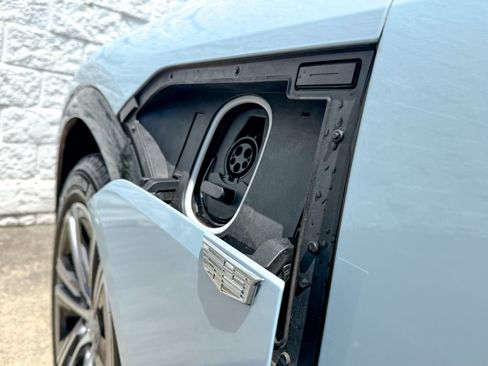 Certified 2024 Cadillac Lyriq Luxury AWD/4WD image 12