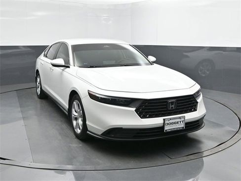 Used 2024 Honda Accord LX image 22