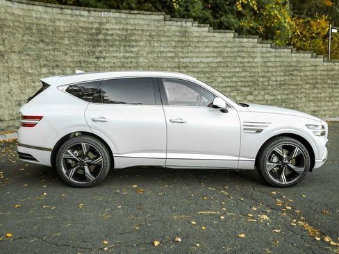 New 2026 Genesis GV80 3.5T Prestige image 2
