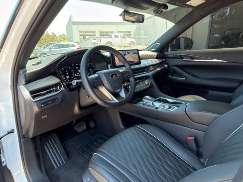 Used 2026 INFINITI QX60 Autograph w/ Autograph Tech Package image 11