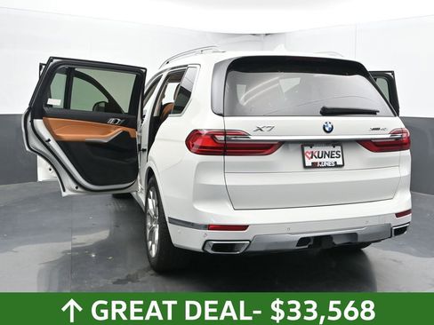 Used 2022 BMW X7 xDrive40i w/ Executive Package image 57
