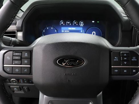 Used 2025 Ford F150 Lariat AWD/4WD image 14