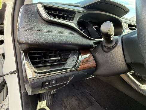 Used 2014 Toyota Avalon XLE Premium image 19