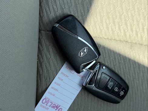 Used 2013 Hyundai Santa Fe Sport 2.0T AWD/4WD image 44