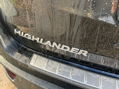 Used 2014 Toyota Highlander Plus image 41