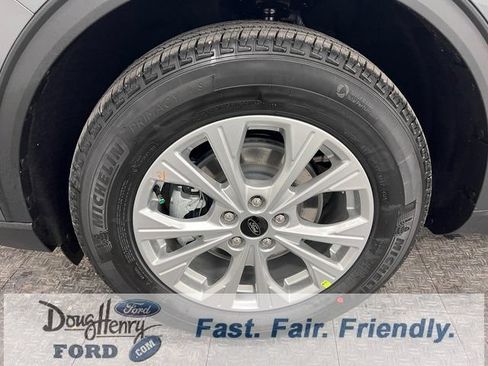 New 2026 Ford Escape Active w/ Active Premium Tech Pack FWD image 24