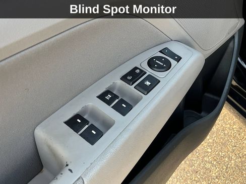 Used 2019 Hyundai Elantra SEL FWD image 10