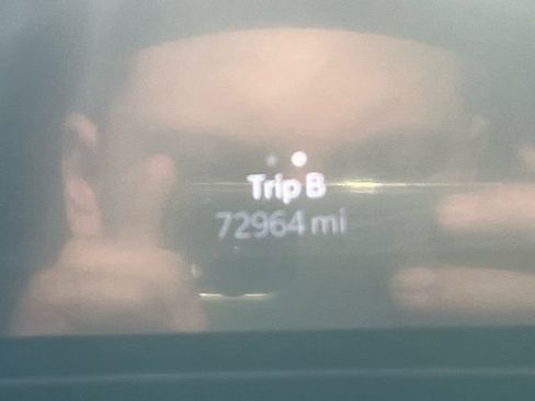 Used 2023 Jeep Grand Cherokee Altitude image 15