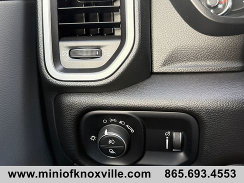 Used 2023 RAM 1500 Big Horn AWD/4WD image 26