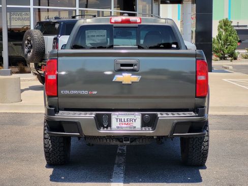 Used 2018 Chevrolet Colorado ZR2 image 6