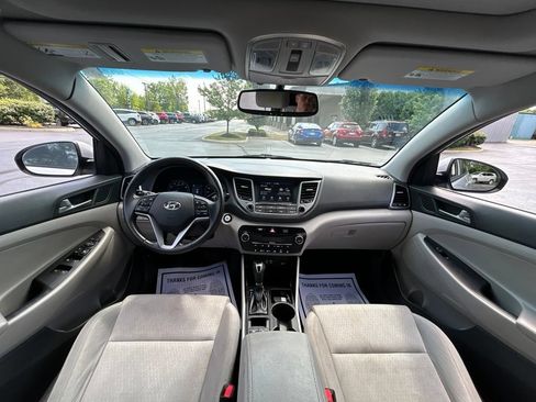 Used 2018 Hyundai Tucson Value FWD image 29