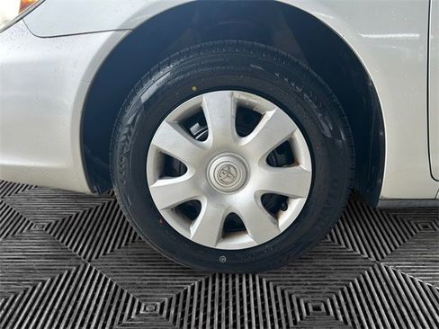 Used 2003 Toyota Camry LE image 14
