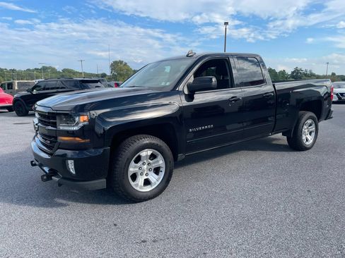 Used 2017 Chevrolet Silverado 1500 LT w/ All Star Edition AWD/4WD image 30