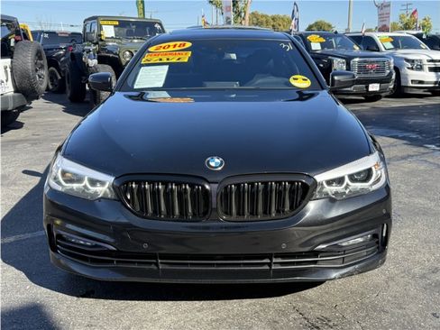 Used 2018 BMW 540i image 2
