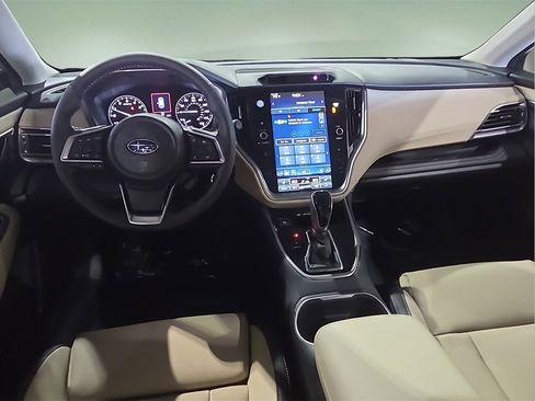 Used 2025 Subaru Outback Limited image 8