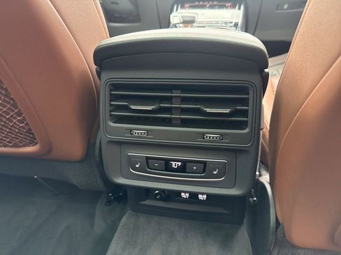 Used 2020 Audi Q7 3.0T Premium Plus w/ Premium Plus Package image 33