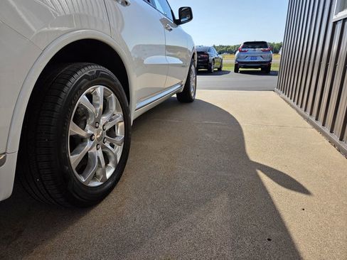 Used 2016 Dodge Durango Citadel w/ Premium Entertainment Group AWD/4WD image 11