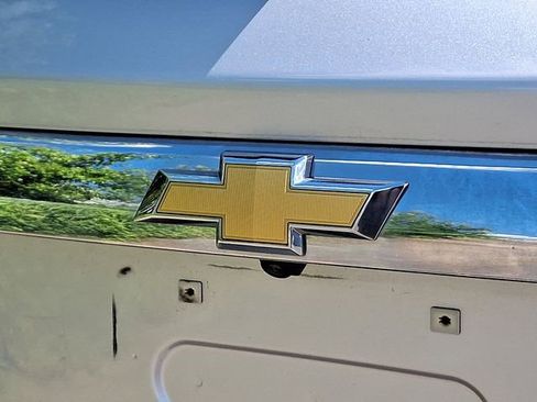 Used 2018 Chevrolet Traverse LT FWD image 29