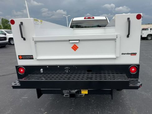 New 2025 GMC Sierra 2500 Pro w/ Convenience Package image 7