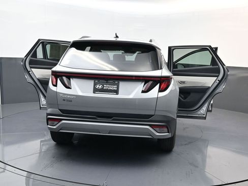 Certified 2025 Hyundai Tucson SEL FWD image 28