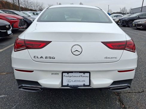 Used 2023 Mercedes-Benz CLA 250 4MATIC image 6