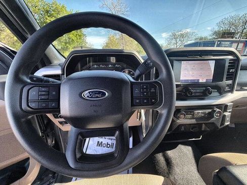 Used 2023 Ford F150 XLT image 11