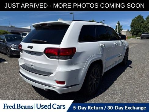Used 2019 Jeep Grand Cherokee High Altitude AWD/4WD image 9