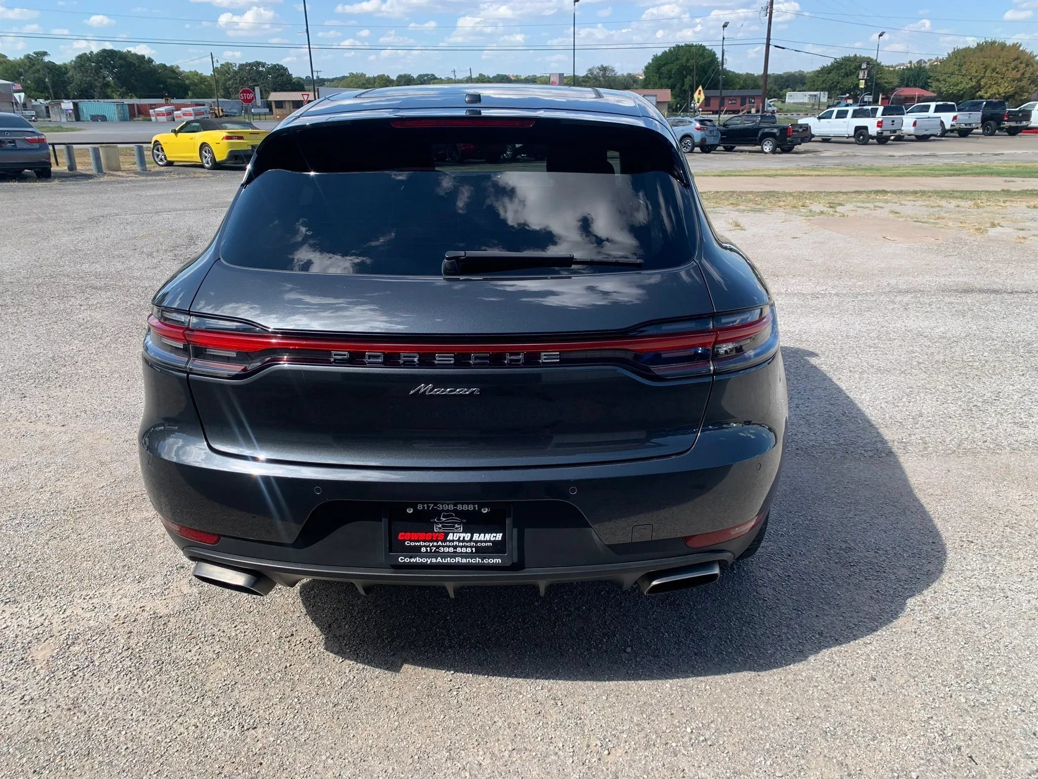 Used 2019 Porsche Macan AWD/4WD image 8